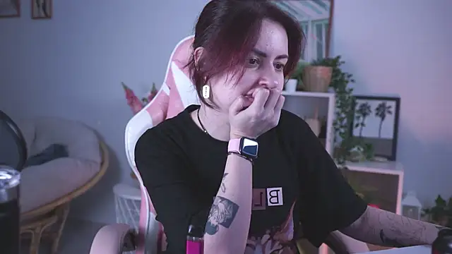 Lana  May online show from 03-14-25, 11:23