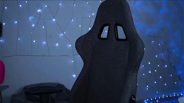 Lana  May online show from 03-09-25, 11:58