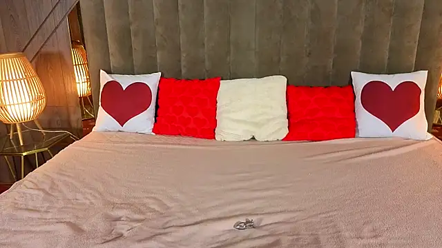 Daisy Delight online show from 02-28-26, 02:06