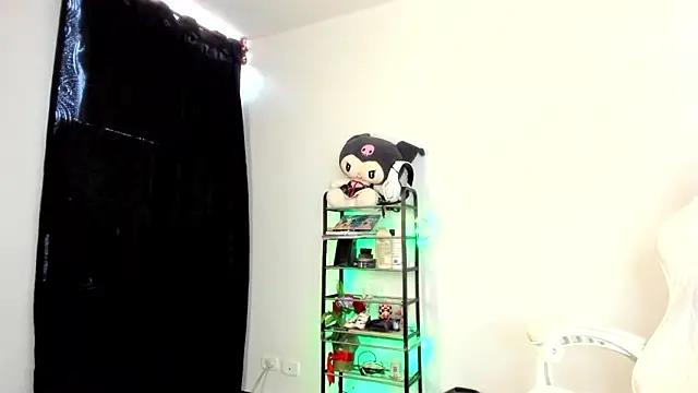 meganthompsonn22 online show from 03-27-26, 08:43