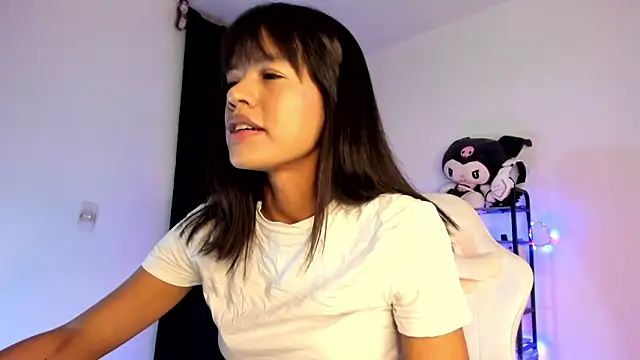 Snapshot of meganthompsonn22 chatting on 03-05-26, 06:54 meganthompsonn22 online show from 03-05-26, 06:54