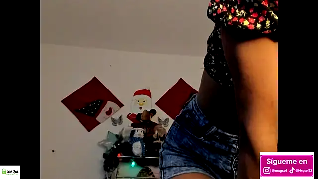 meganthompsonn22 online show from 12-03-25, 12:23