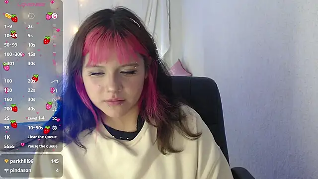 mixie cute online show from 12-14-24, 12:44