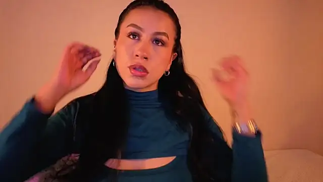 EmiGomez  online show from 11-16-25, 05:28