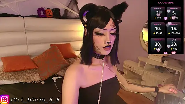 Effy Corpse online show from 10-12-25, 05:53