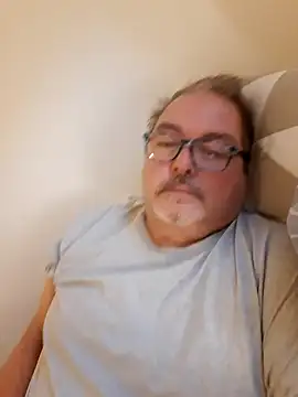 bluangelo online show from 12-19-25, 01:57