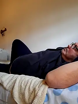 bluangelo online show from 03-19-25, 01:29