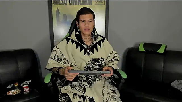 Snapshot of jamesinked_ chatting on 02-26-25, 12:20 jamesinked  online show from 02-26-25, 12:20