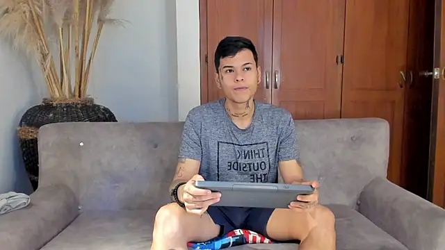 jamesinked  online show from 12-21-25, 05:25