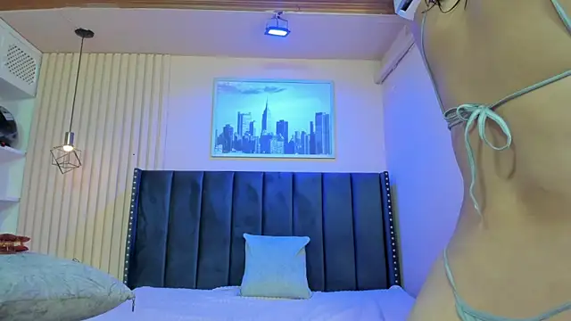 viiolett lee online show from 03-06-26, 08:15