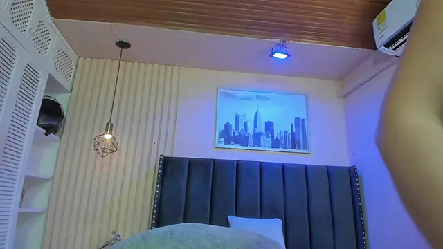 viiolett lee online show from 03-20-26, 08:32