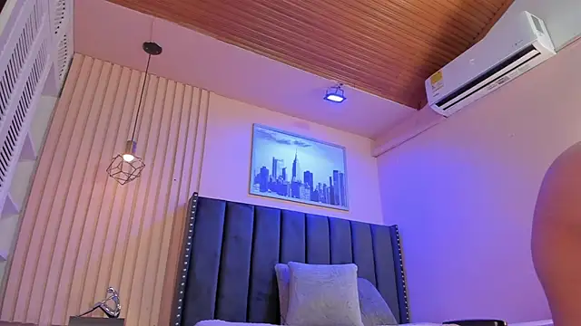 viiolett lee online show from 11-04-25, 10:46