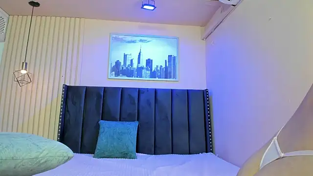 viiolett lee online show from 03-03-26, 07:43