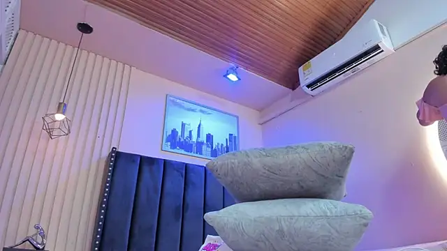 viiolett lee online show from 03-25-26, 08:19