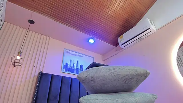 viiolett lee online show from 02-11-26, 08:09