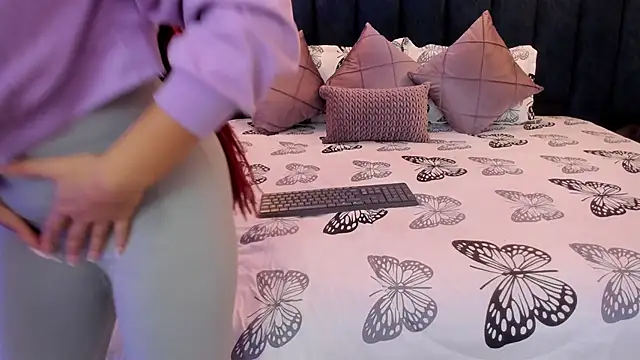 Snapshot of susyy7 chatting on 02-09-26, 03:37 susyy7 online show from 02-09-26, 03:37