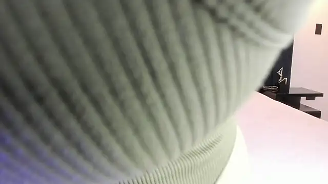 Snapshot of susyy7 chatting on 01-19-26, 03:32 susyy7 online show from 01-19-26, 03:32