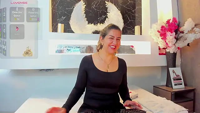 Cinthya mjs online show from 10-25-25, 12:17