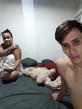 Milfvalesk online show from 03-31-26, 01:24