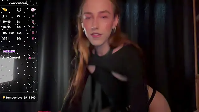Snapshot of Avril_Pearly_ chatting on 04-22-26, 11:17 Avril Pearly online show from 04-22-26, 11:17