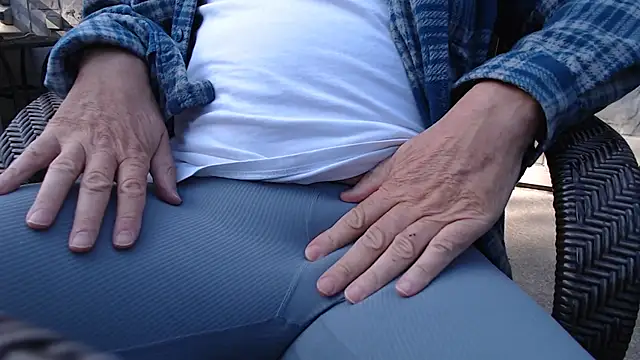 Toy-Daddy online show from 09-21-25, 08:25