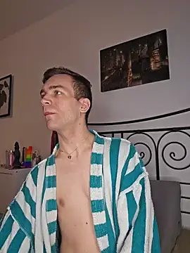 Snapshot of nickdtr chatting on 02-26-26, 07:03 nickdtr online show from 02-26-26, 07:03