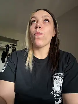 WASHDOWNTHEBUBBLES online show from 01-17-25, 05:41