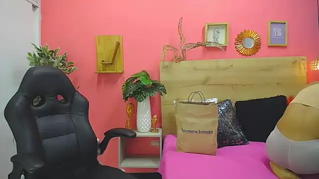 aslyhernandez 7 online show from 03-31-26, 10:28