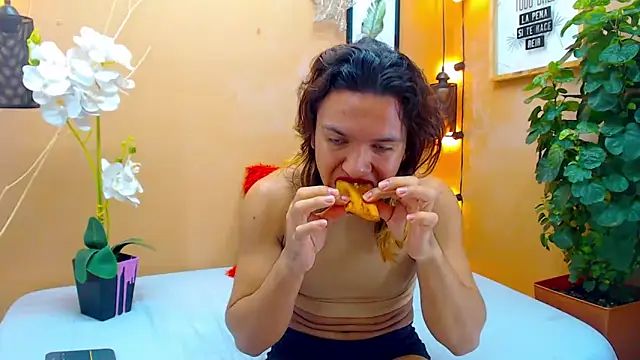 aslyhernandez 7 online show from 10-18-25, 01:13