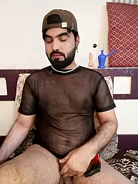 Snapshot of Chris_Strokes_69 chatting on 02-24-25, 07:30 Chris Strokes 69 online show from 02-24-25, 07:30