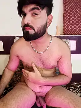 Snapshot of Chris_Strokes_69 chatting on 03-18-25, 07:01 Chris Strokes 69 online show from 03-18-25, 07:01