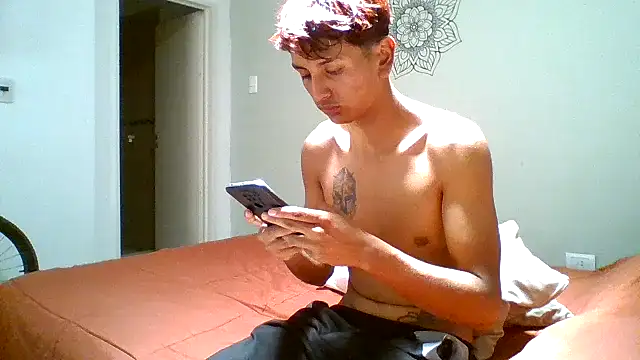Snapshot of teendotados chatting on 01-16-25, 03:56 teendotados online show from 01-16-25, 03:56