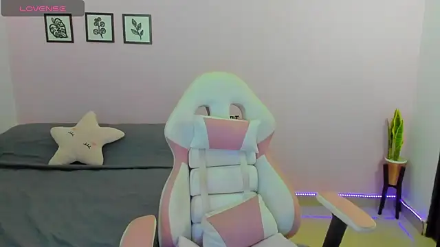 sophie pazz online show from 02-06-26, 10:28