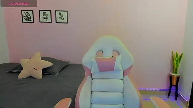 sophie pazz online show from 02-23-26, 10:10