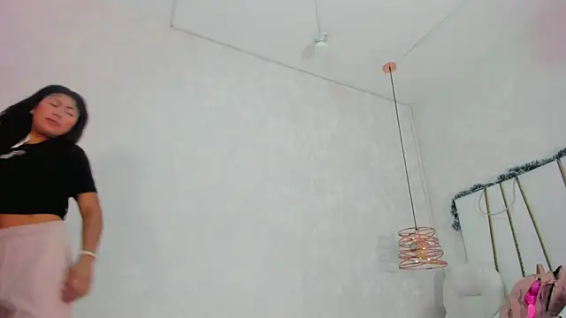 Victoriaa millers online show from 12-14-25, 11:05