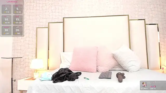 Snapshot of Victoriaa_millers chatting on 03-14-25, 04:32 Victoriaa millers online show from 03-14-25, 04:32