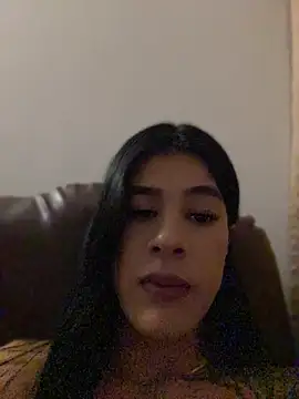 Snapshot of daniigarcia chatting on 05-12-26, 12:51 daniigarcia online show from 05-12-26, 12:51