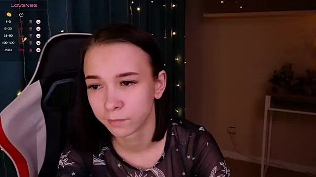 Snapshot of LilithStrangfor chatting on 12-30-24, 03:03 LilithStrangfor online show from 12-30-24, 03:03