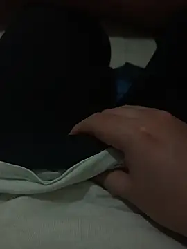 beautiful hands  online show from 11-12-25, 09:13