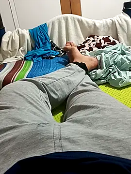 beautiful hands  online show from 12-19-25, 03:43