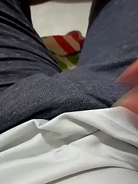 beautiful hands  online show from 01-30-25, 04:24