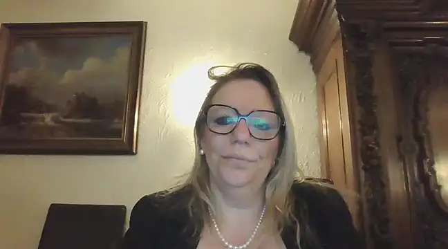 Silkesquirt online show from 01-21-25, 07:04