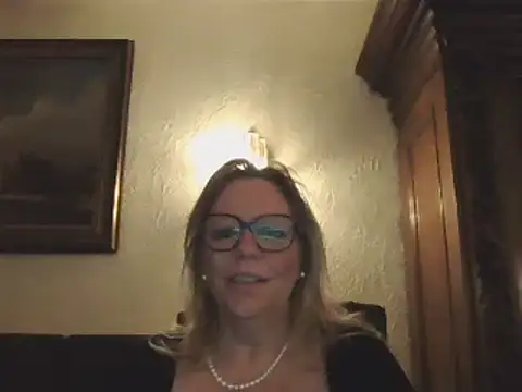 Silkesquirt online show from 12-13-24, 07:15