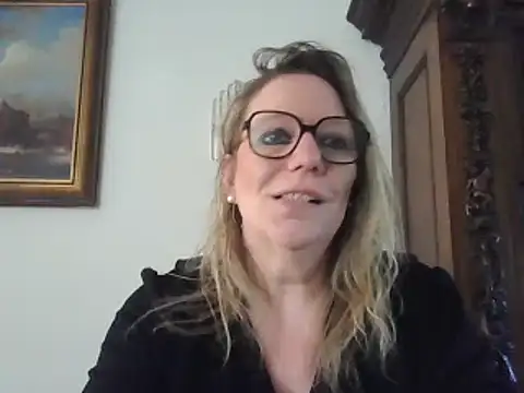 Silkesquirt online show from 02-17-25, 11:13