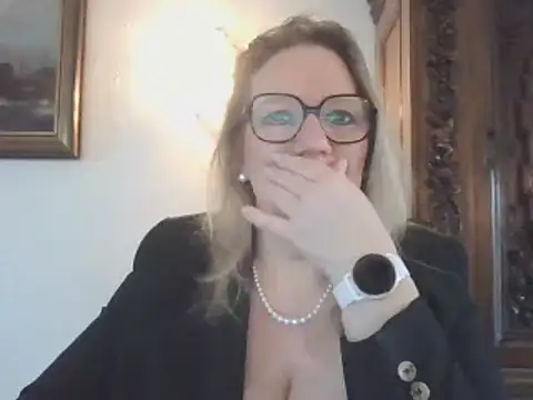 Silkesquirt online show from 02-05-25, 08:21