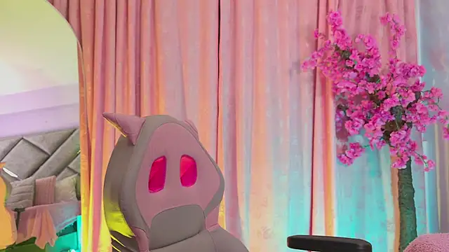 Elith noa online show from 04-07-26, 12:34