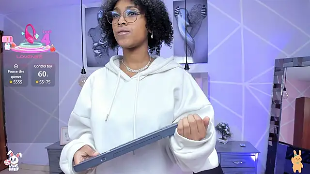 Elith noa online show from 03-18-25, 07:22