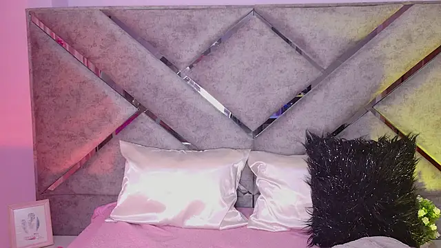 Snapshot of Elith_noa chatting on 02-26-26, 03:06 Elith noa online show from 02-26-26, 03:06