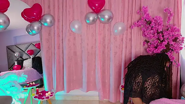 Snapshot of Elith_noa chatting on 02-14-26, 09:37 Elith noa online show from 02-14-26, 09:37