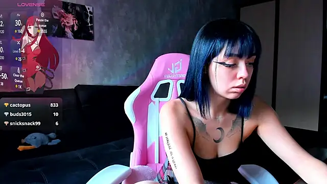 Asuna yuuki    online show from 01-14-25, 09:24